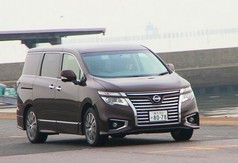 日産エルグランド