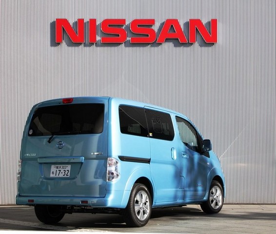 日産e-NV200