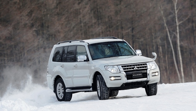 パジェロ アウトランダー アウトランダーphev デリカd 5 Rvr 車種毎の4wd性能をチェックする 4wdのパイオニア 三菱の4輪駆動車の実力を雪上で試す その2 レビュー Corism