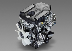 トヨタ ランドクルーザープラド　1GD-FTV型直4 2.8Lクリーンディーゼルエンジン