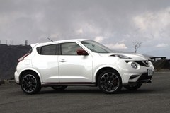 日産ジューク ニスモ（JUKE NISMO）RS