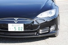 テスラ モデルS（TESLA MODEL S)