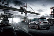 アバルト595コンペティツィオーネ（Abarth 595 Competizione）