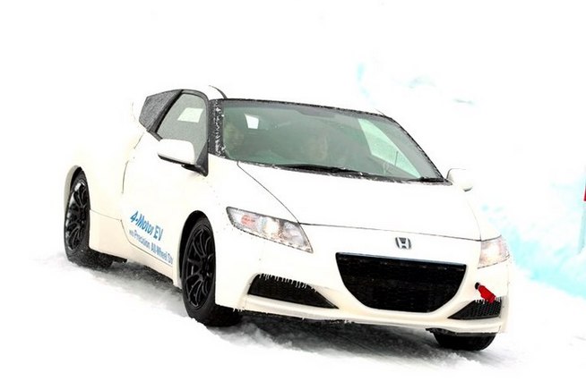 ホンダ 4wd車雪上レポート Part 2 4つの4wdシステムをもつホンダ そのパフォーマンスを評価する レビュー Corism