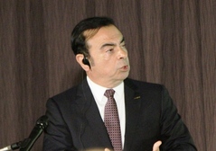 日産自動車　カルロス・ゴーン社長