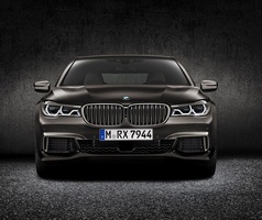 BMW M760Li xDrive