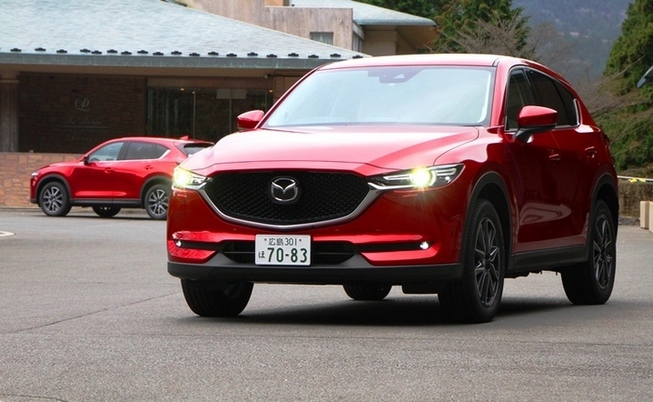 マツダCX-5試乗記・評価の目次 マツダの基幹車種として成長したCX-5。2代目は、初代の魅力を伸ば...