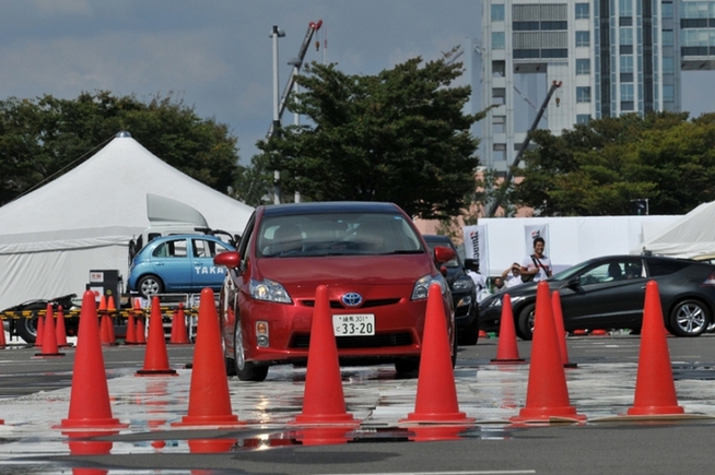 安全運転を体感できるイベントが「みんなの楽ラク運転講習会」 　日本自動車ジャーナリスト協会（AJAJ...