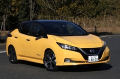 日産リーフ