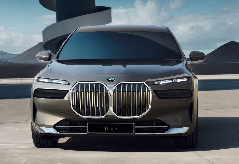   フルモデルチェンジした7シリーズに150台の限定車   BMWは、2022年...