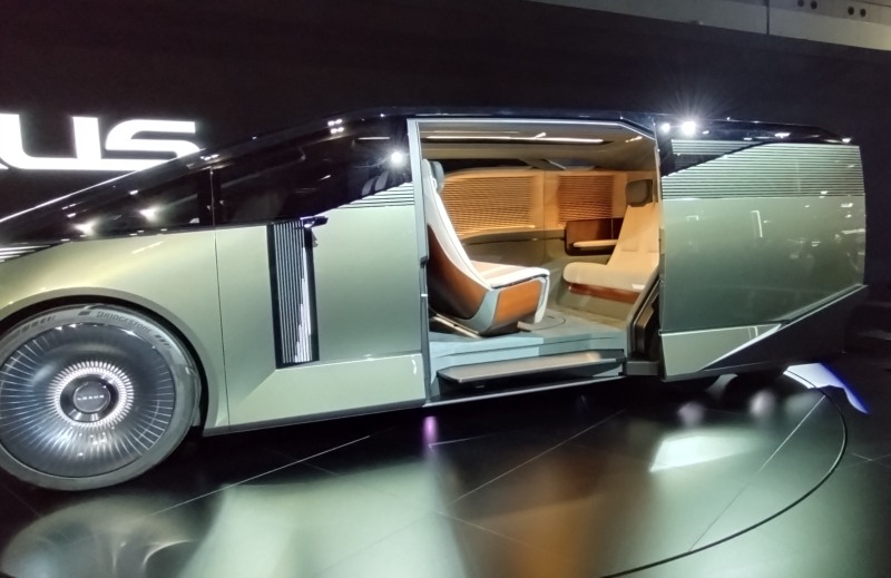 レクサスLSコンセプト インテリア