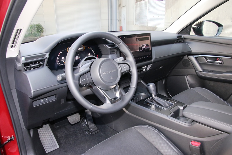 3代目新型マツダCX-5 インパネ
