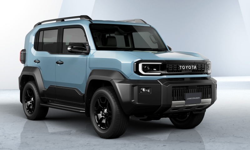   デザインは似ているが、FJクルーザーとは異なるランドクルーザーFJ   コン...