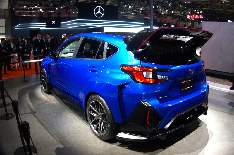 スバル Performance-B STI concept リヤスタイル