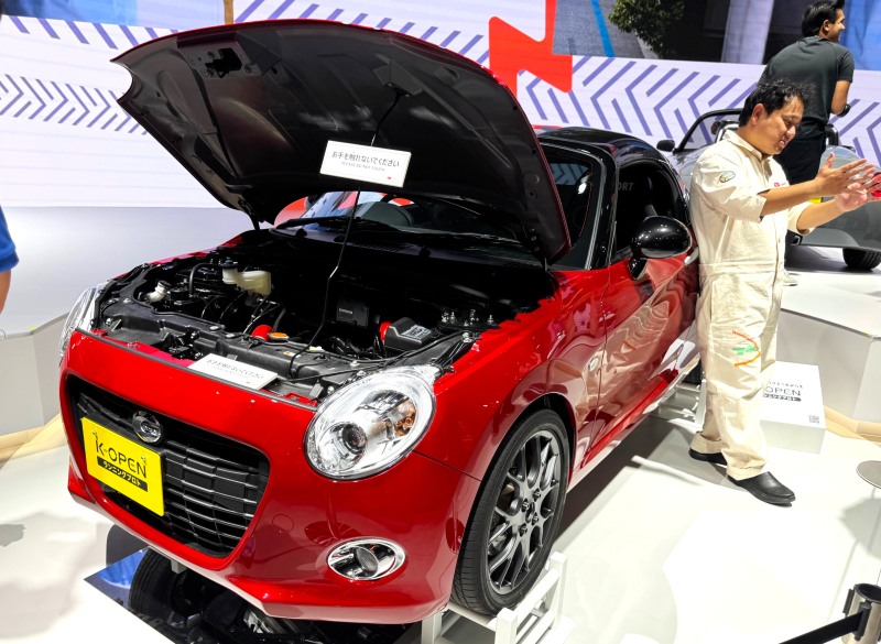     軽バン、ハイゼットのパーツを流用！？   FRコペンの実現性を...