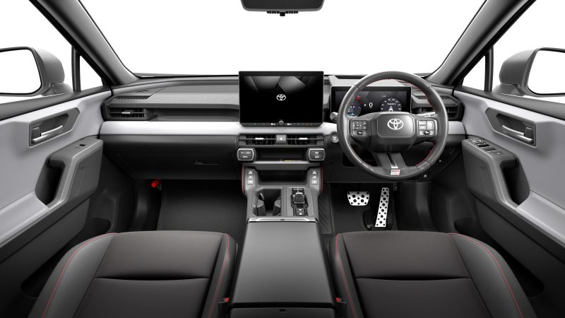 トヨタ RAV4 PHEV(60系)GR SPORT インパネ