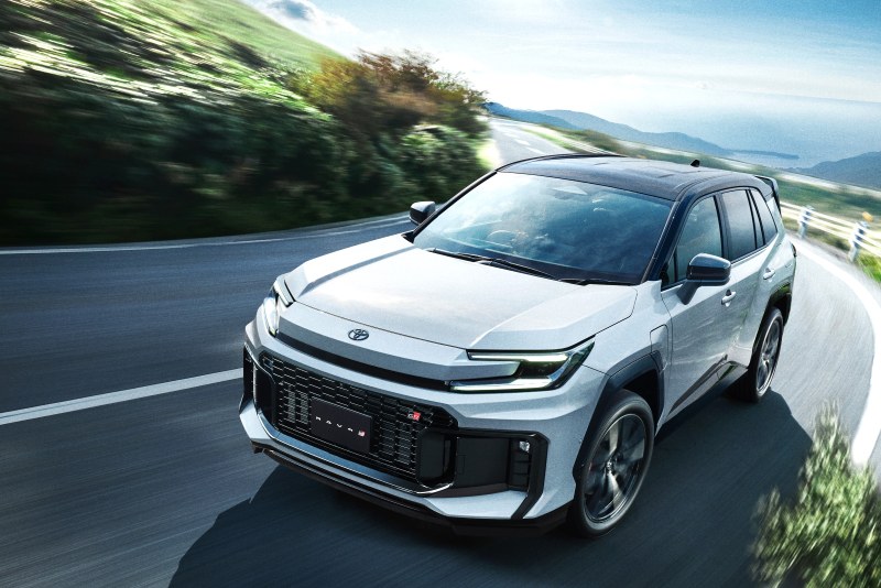 トヨタ RAV4 PHEV(60系)新車情報・購入ガイド 優...