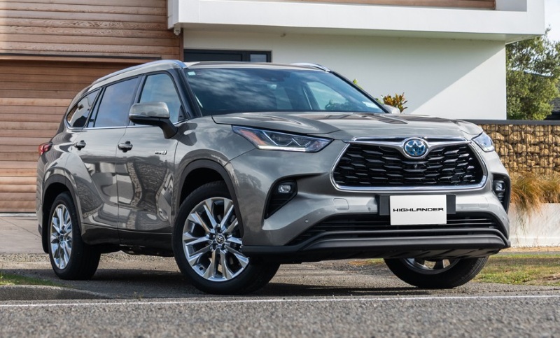 &nbsp; 国策に貢献！ 7人乗り3列シートSUV「ハイランダー」をアメリカから輸入！ &nbsp...