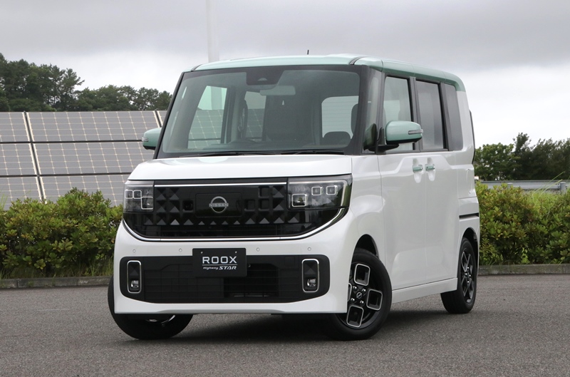 日産ルークス 試乗記・評価　脱オラオラ系デザイン！ 走りもス...