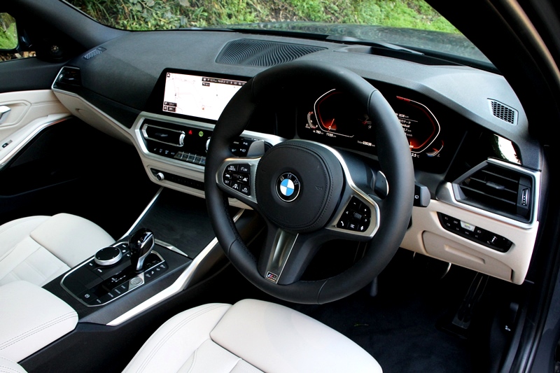 BMW 3シリーズ（G20型）